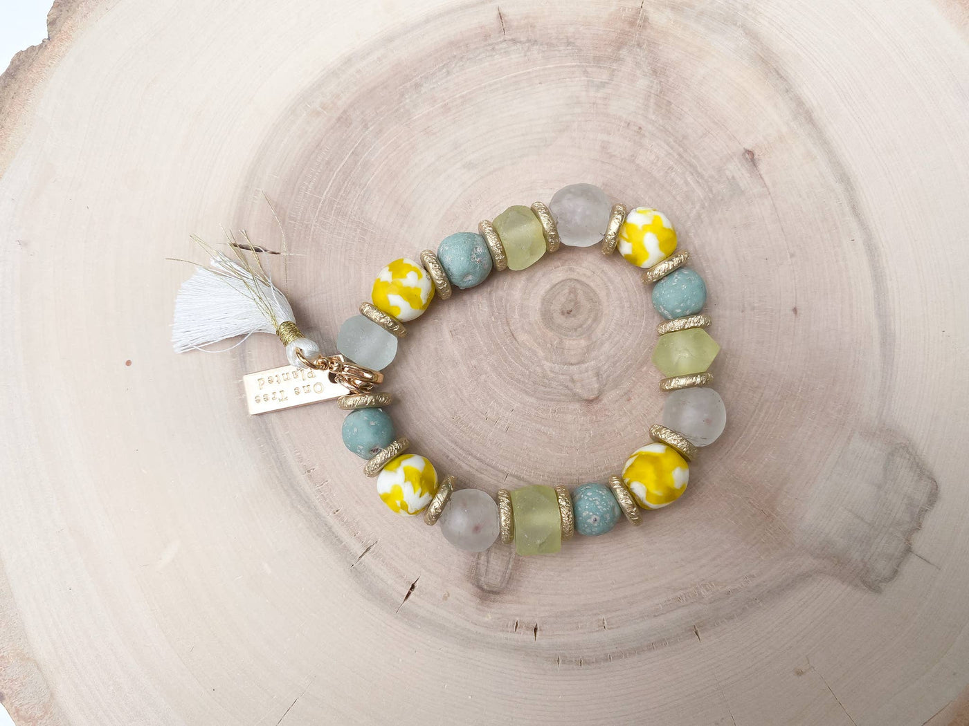 Recycled Glass Bracelets: Clear Recycled Glass Bead Bracelet