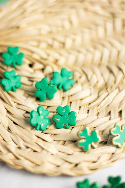 Shamrock Studs: Solid green