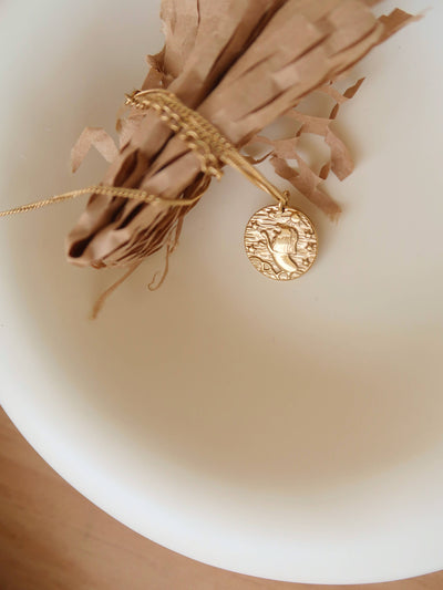 18k gold lion pendant necklace; vintage carved charm pendant
