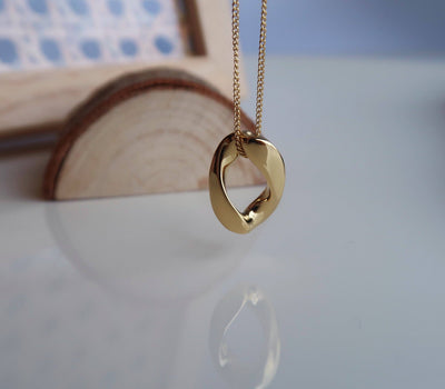 18K Gold Filled Infinity Loop necklace